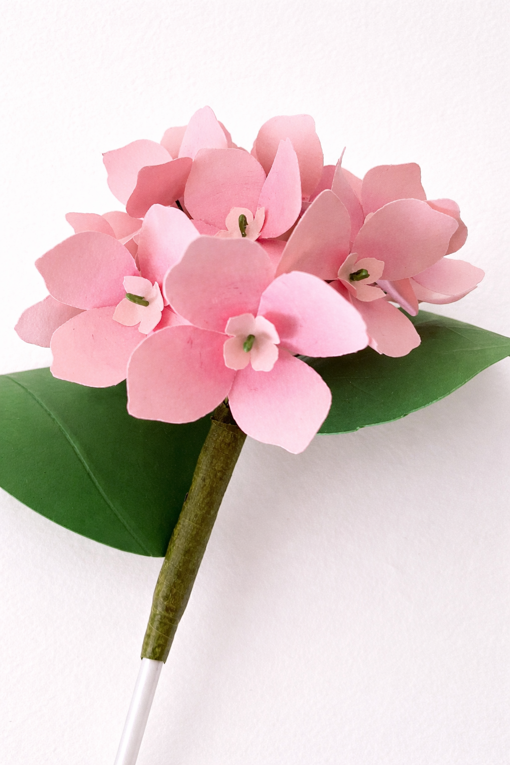 [Premium Edition] Artisan Hand-Crafted Hydrangea