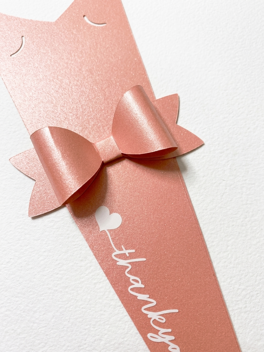 [Premium] Pearl Heart Gift Card Carrier